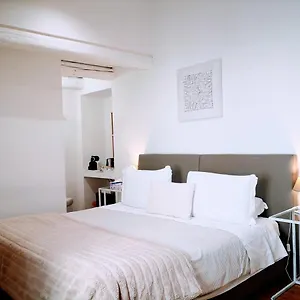https://la-maison-de-charme.hotelinveneto.com